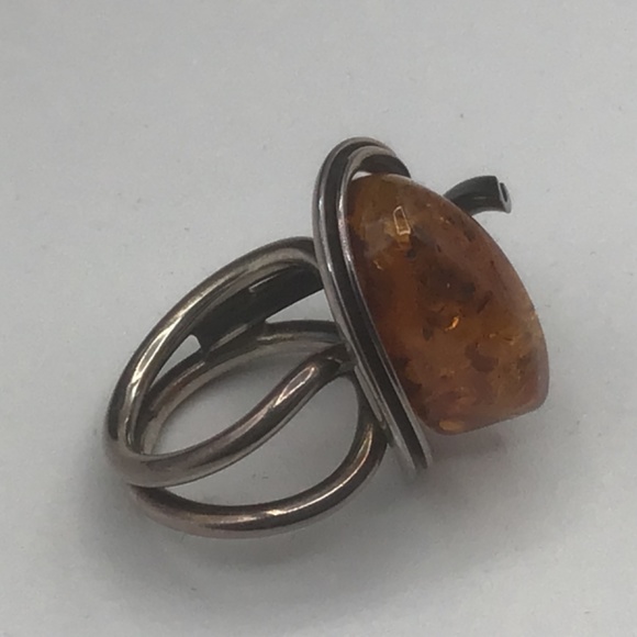 Ring Sterling .925 Silver with Deep Golden Amber Stone - Picture 4 of 9